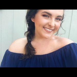 Meet your Posher, Caroline